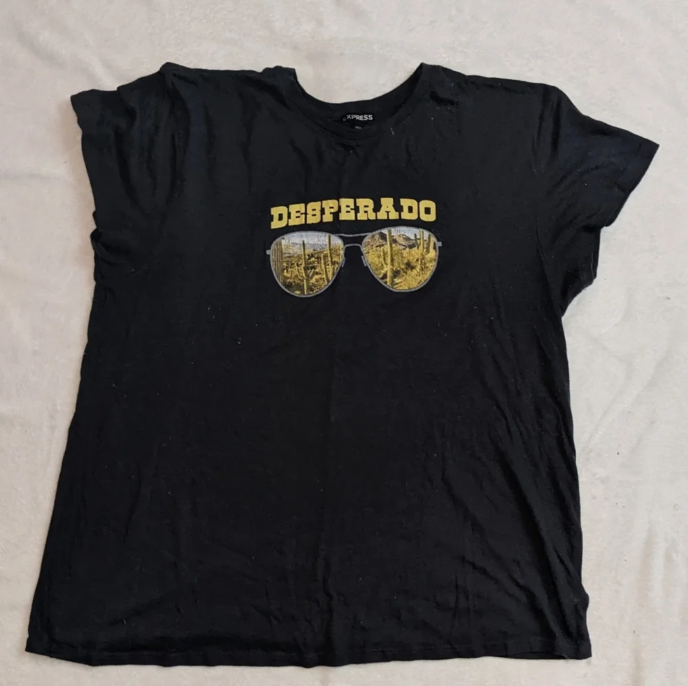 Gray Express Graphic Tee - Desperado - Picture 1 of 4